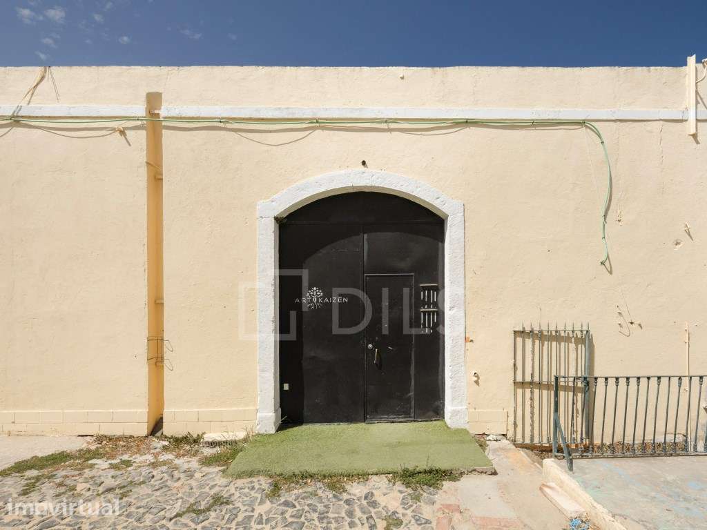 Armazém para arrendar junto à Rua do Açúcar, Marvila, Lisboa - Grande imagem: 2/27