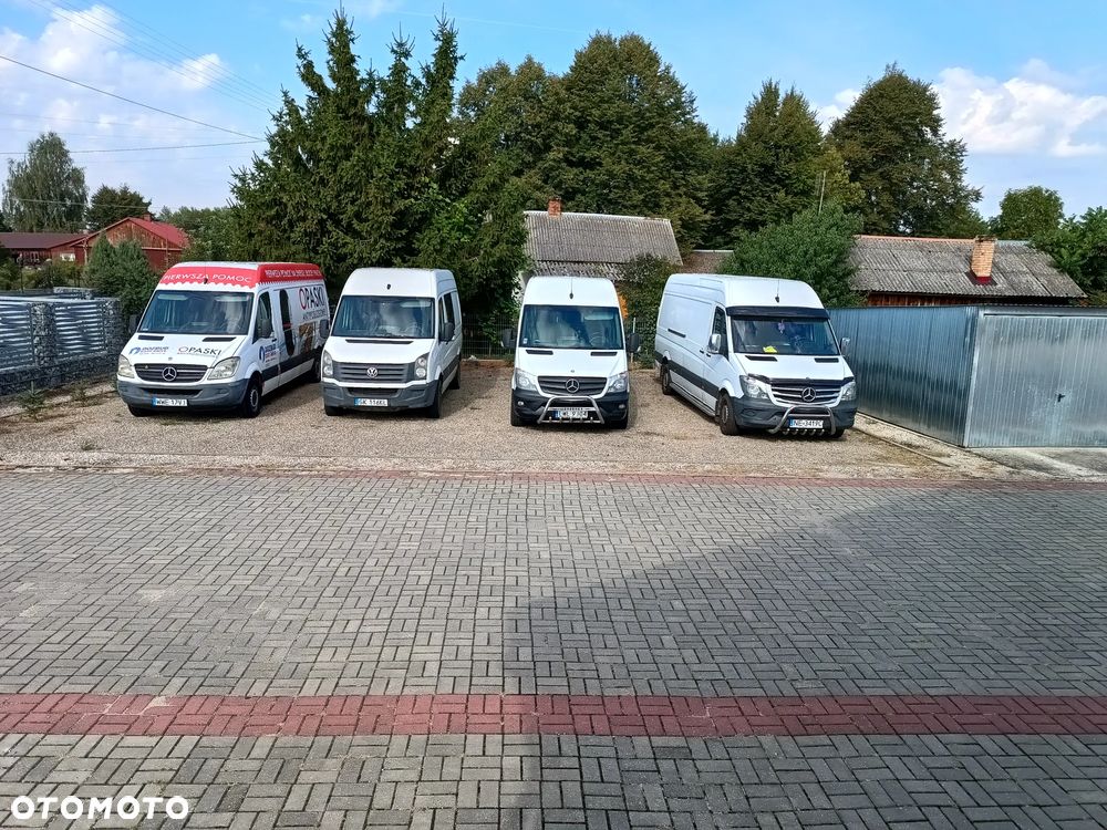 Mercedes-Benz Sprinter 2.7 CDI 9 osób klima hak 3 tony - 21