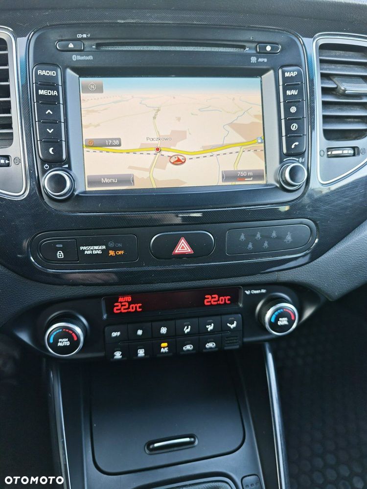 Kia Carens 1.6 GDI XL 7os - 10