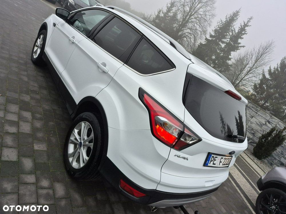 Ford Kuga - 2