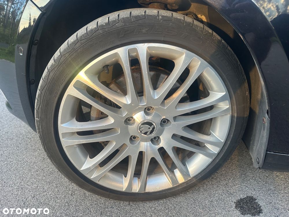 Skoda Superb 2.0 TDI Comfort DSG - 12