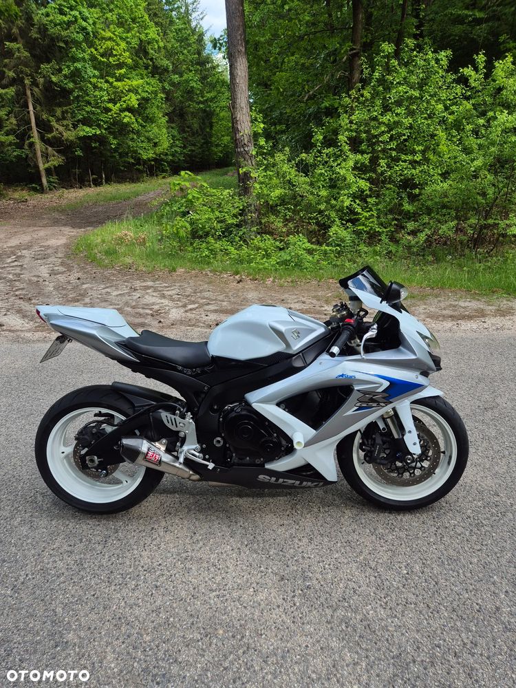 Suzuki GSX-R - 4