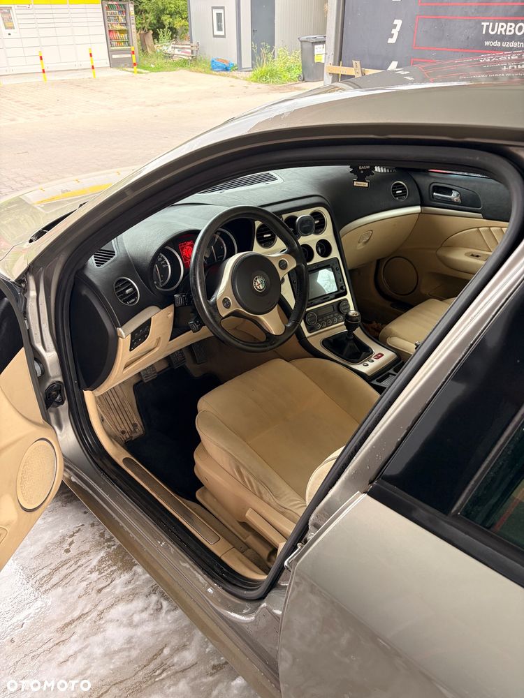 Alfa Romeo 159 1.9JTDM Distinctive - 8
