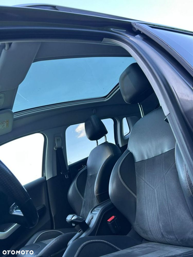 Peugeot 2008 - 14