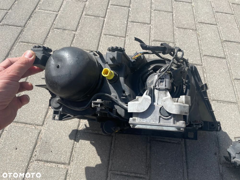 XENON LAMPA LEWA PRAWA PRZÓD REFLEKTOR BMW E46 - 6