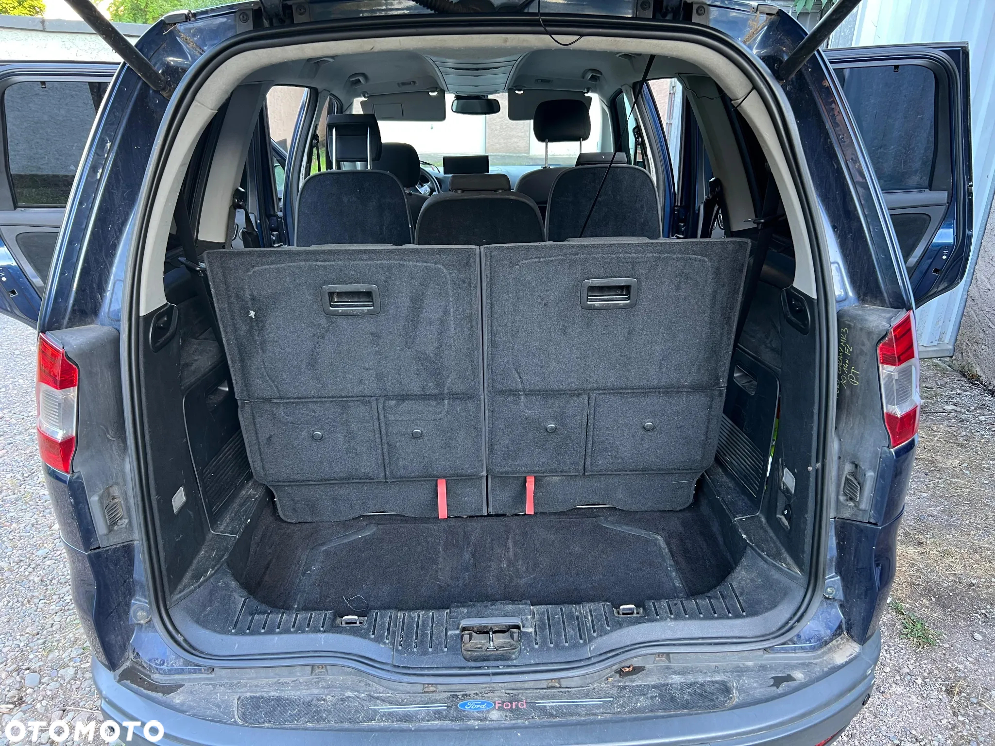 Ford Galaxy 2.0 TDCi Ghia - 8