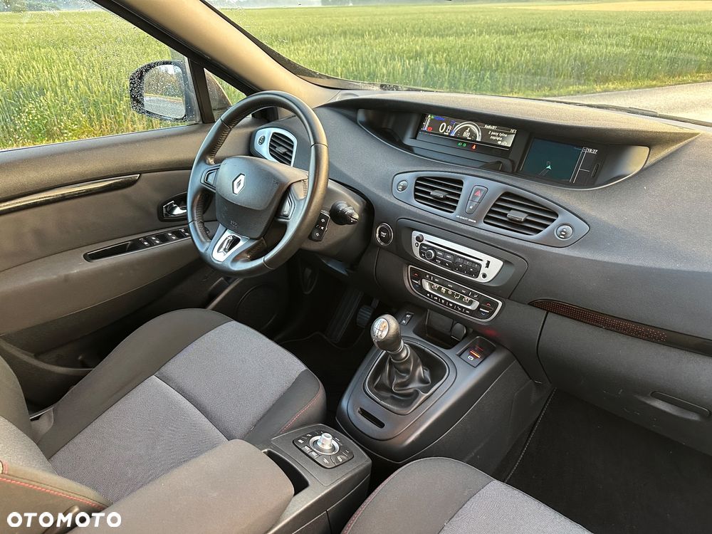 Renault Scenic 1.6 16V 110 Paris - 18