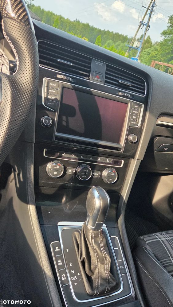Volkswagen Golf GTD 2.0 TDI SCR DSG - 26