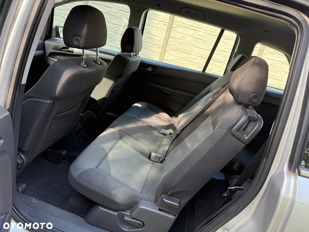 Opel Zafira 1.8 Elegance - 11