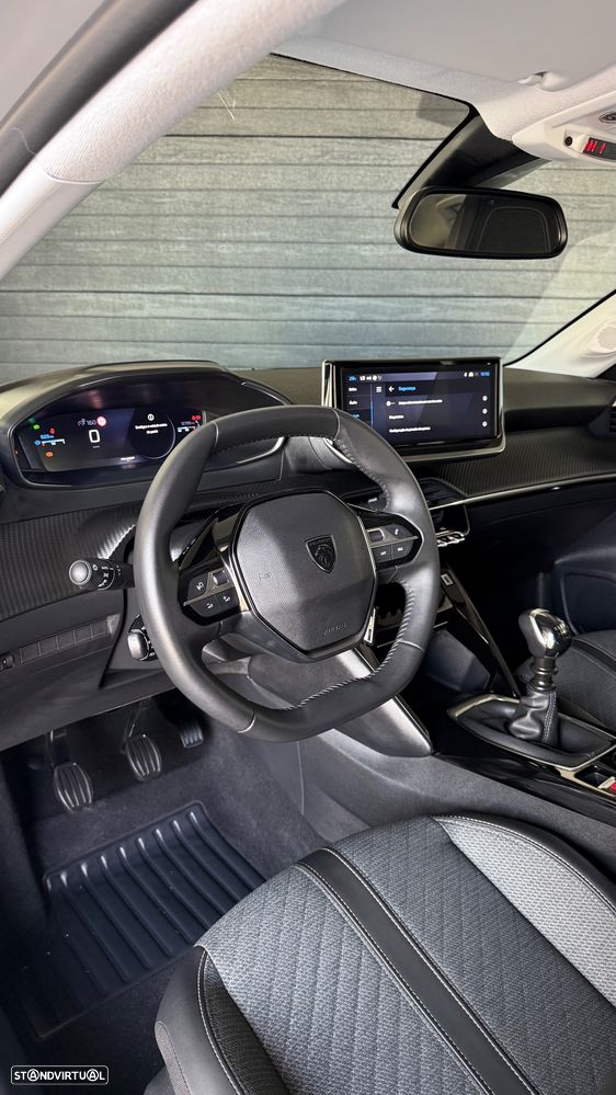 Peugeot 208 1.2 PureTech Allure - 3