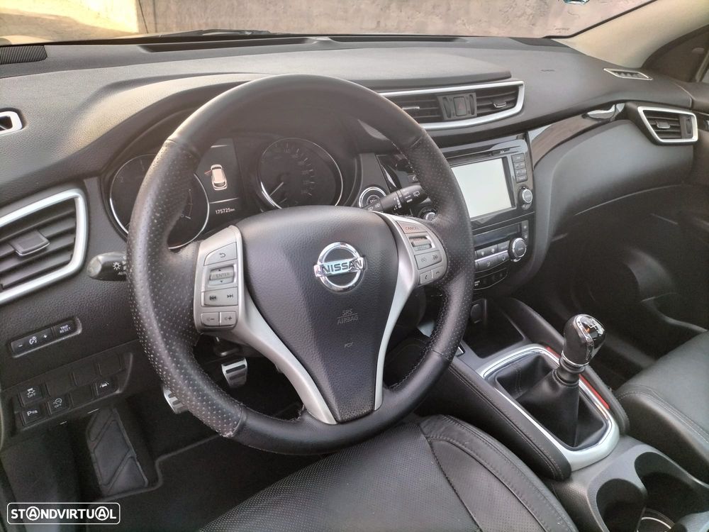 Nissan Qashqai 1.5 dCi TEKNA+ - 24