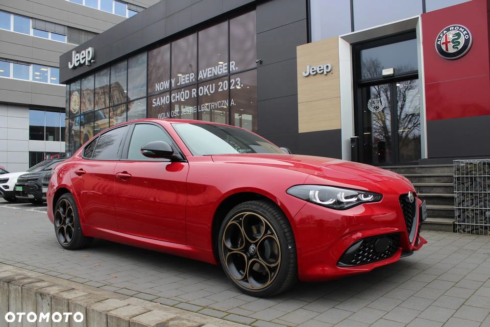 Alfa Romeo Giulia 2.0 Turbo Intensa Q4 - 5