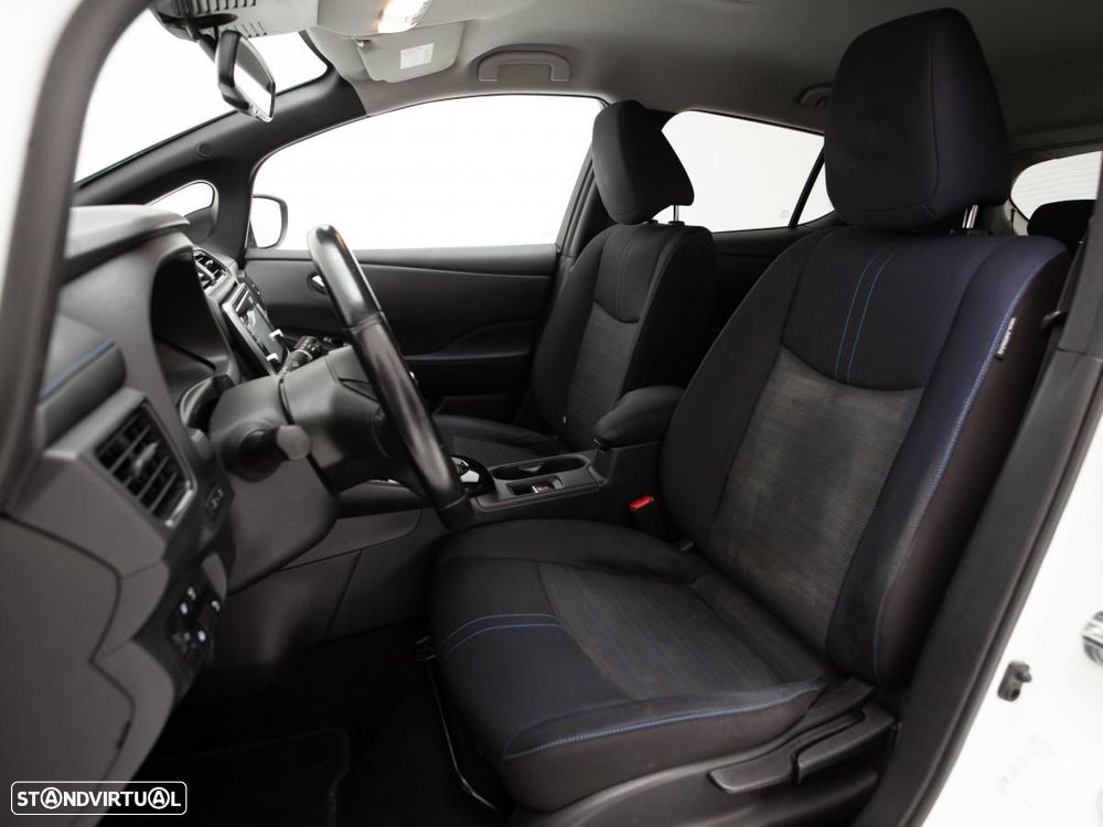 Nissan Leaf - 7