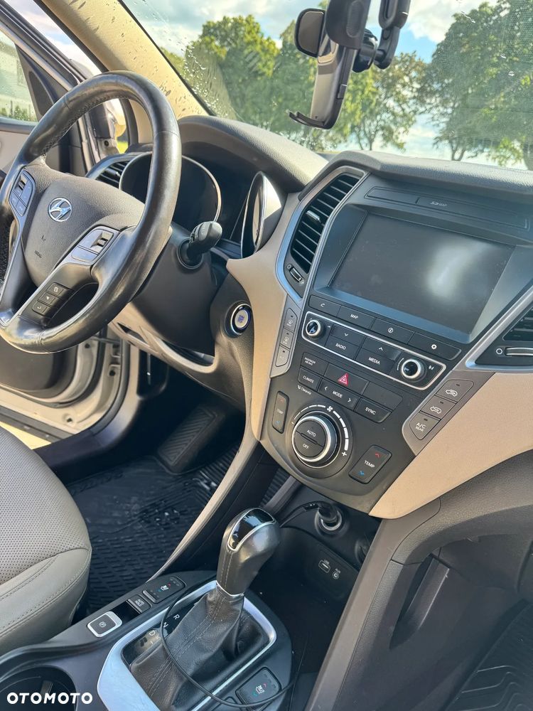 Hyundai Santa Fe 2.0 CRDi Executive 4WD 7os - 16