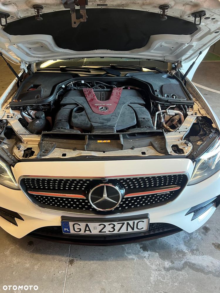 Mercedes-Benz Klasa E 43 AMG 4-Matic - 27
