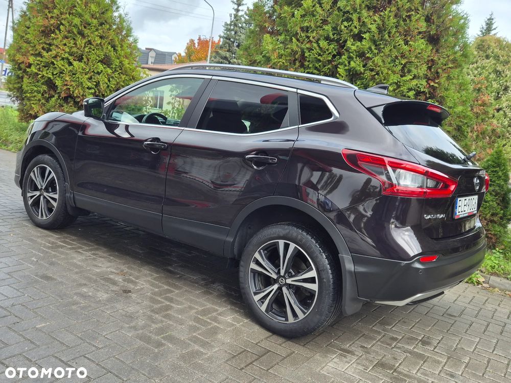 Nissan Qashqai 1.3 DIG-T TEKNA - 9