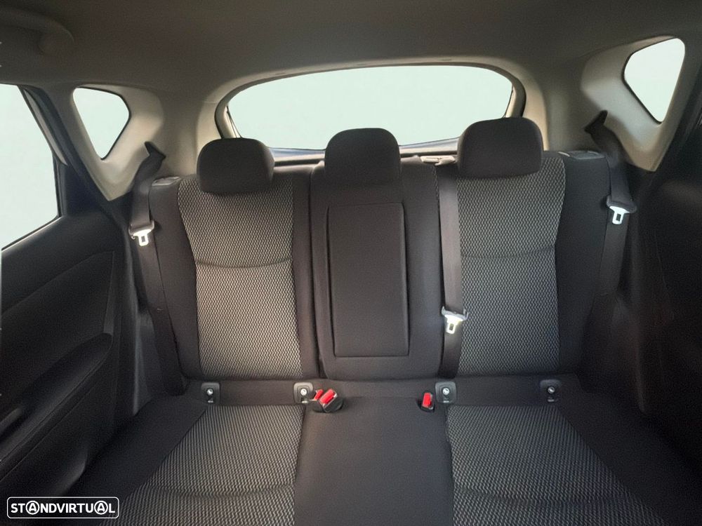 Nissan Pulsar 1.2 DIG-T Tekna Xtronic - 17