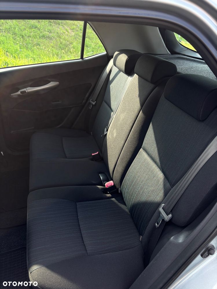 Toyota Auris 2.0 D-4D - 24