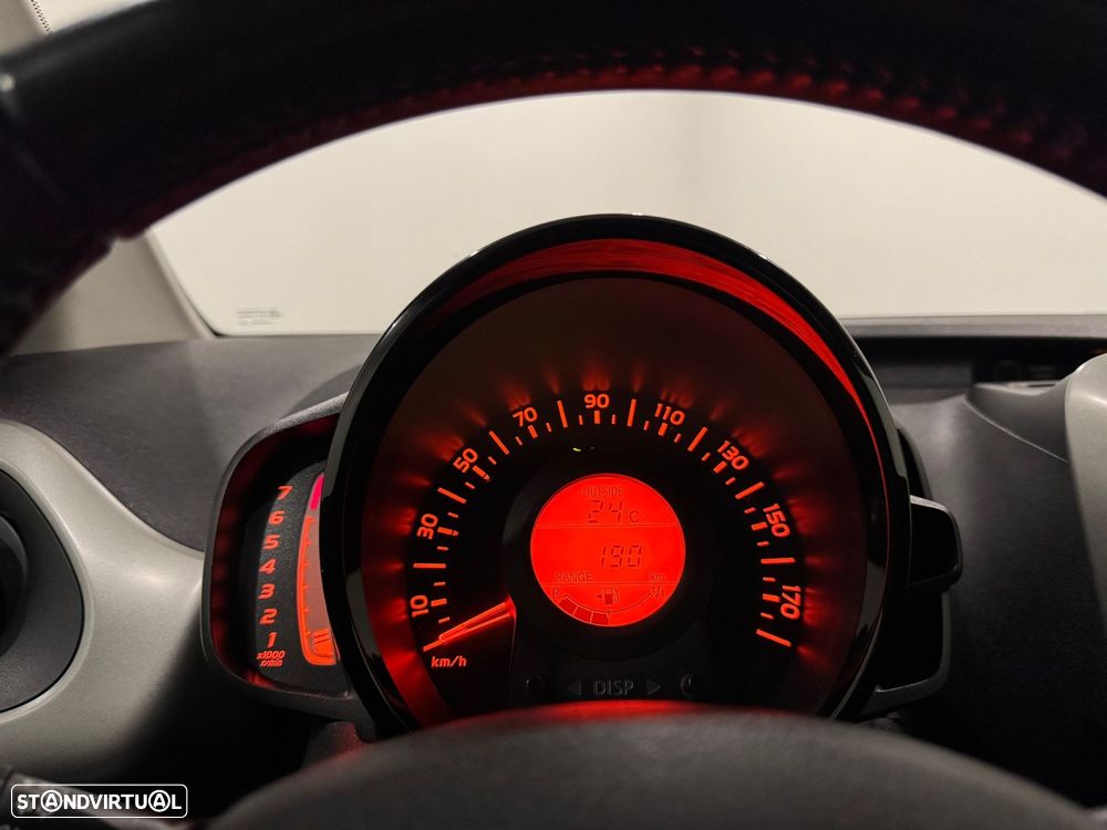 Toyota Aygo 1.0 X-Play+AC+X-Touch - 35