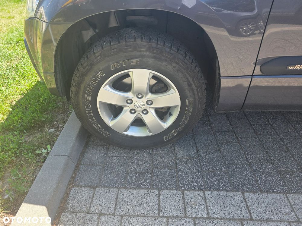 Suzuki Grand Vitara - 5
