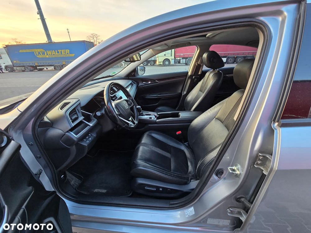 Honda Civic 1.5 i-VTEC Turbo CVT Executive - 35