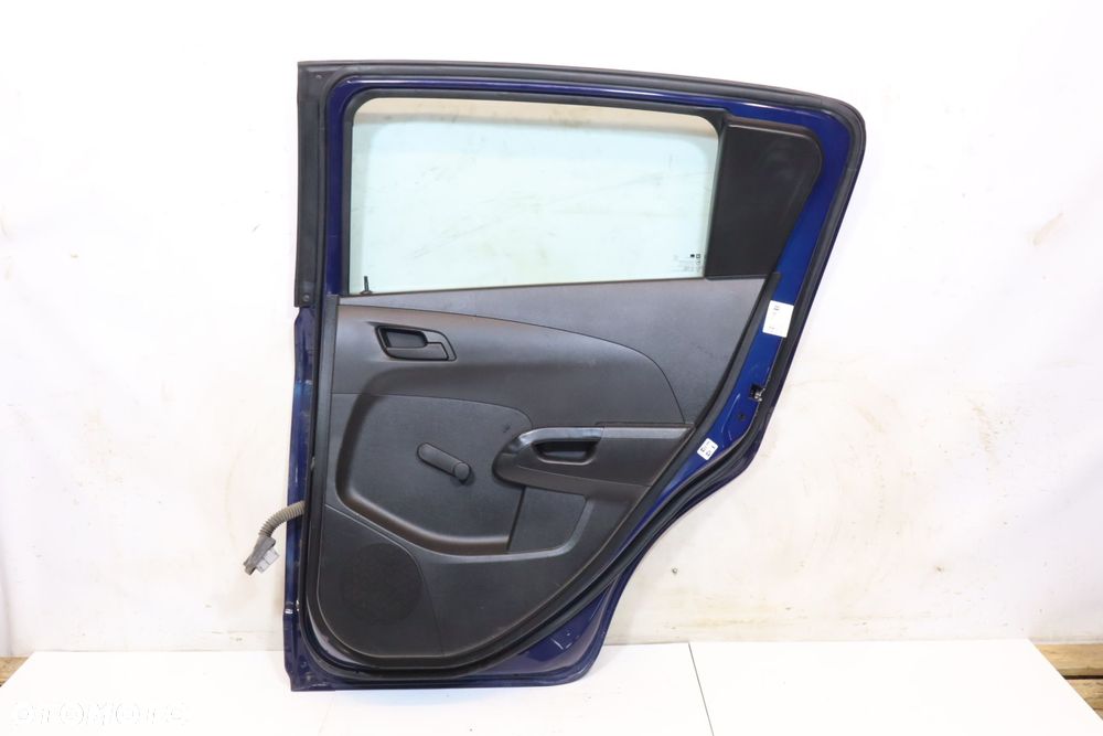 DRZWI PRAWY TYŁ CHEVROLET AVEO T300 HB 01E - 2