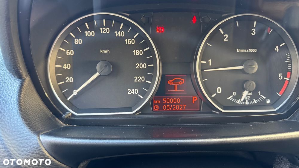 BMW Seria 1 118d DPF - 22