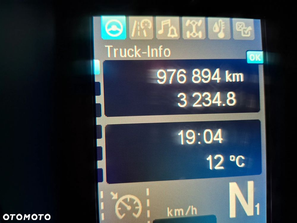 Mercedes-Benz Actros 1845 LS - 12