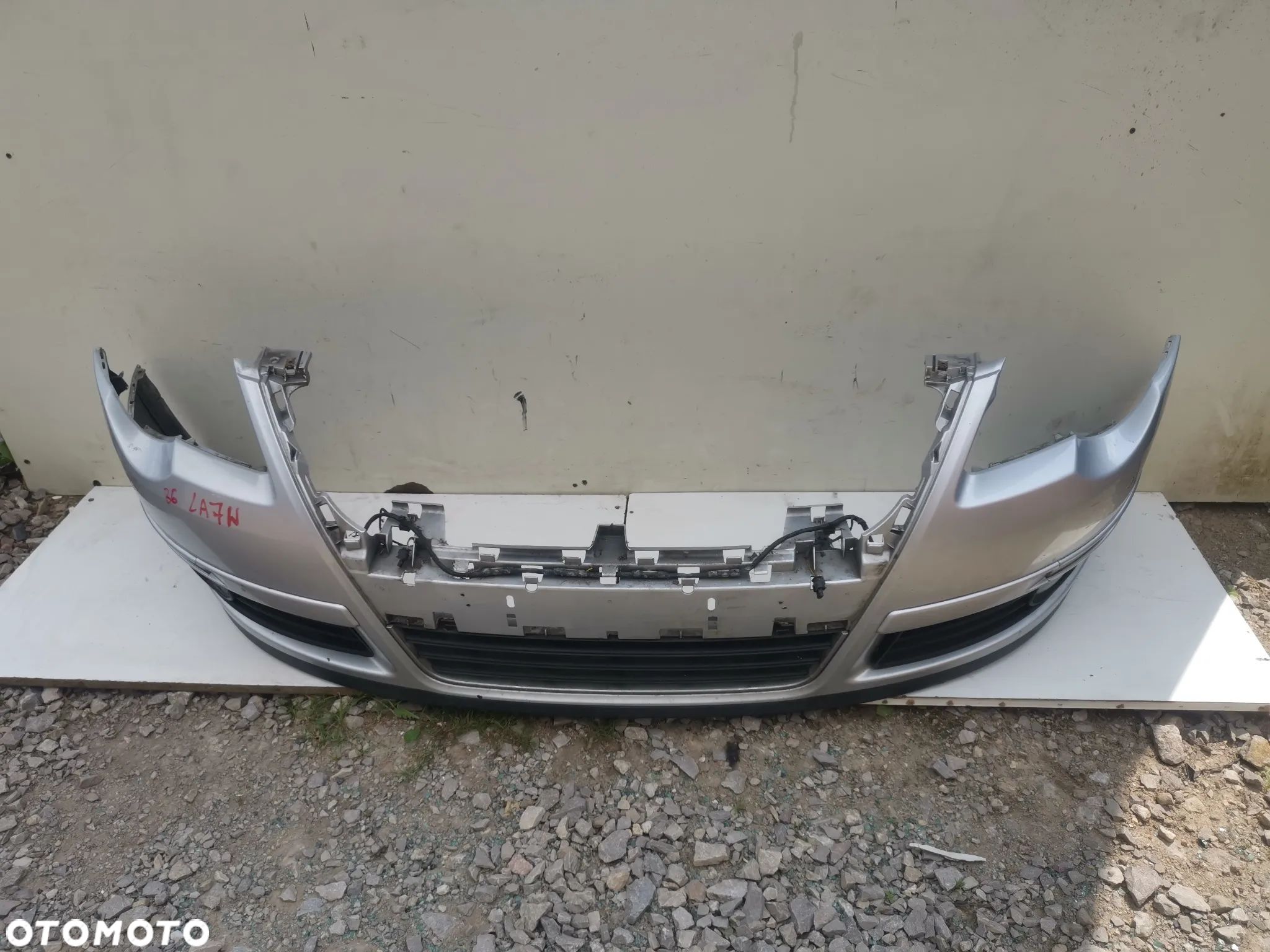 ZDERZAK PRZEDNI PRZÓD VW PASSAT B6 LA7W PDC KOMPLETNY - 1
