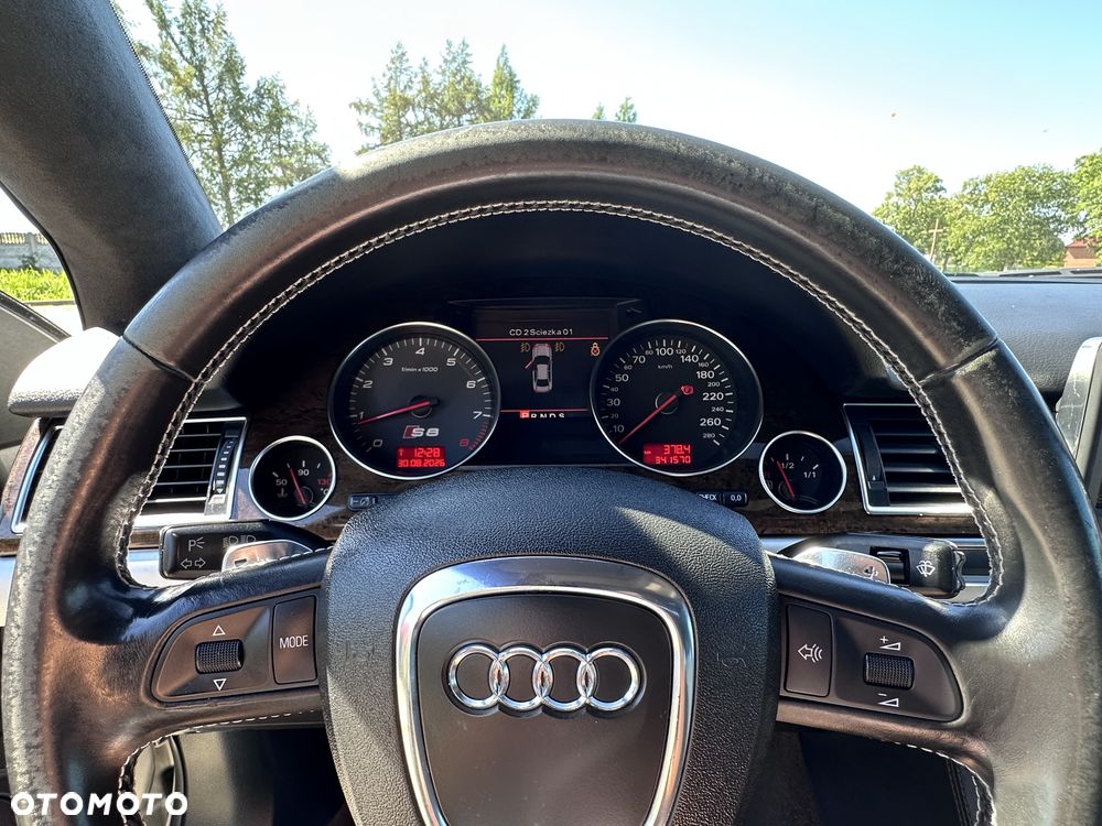 Audi A8 - 3