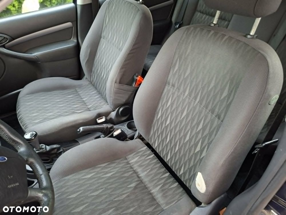 Ford Focus - 6