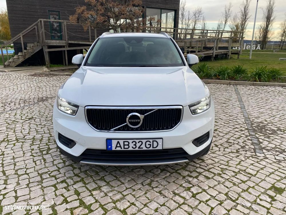 Volvo XC 40 1.5 T5 PHEV Momentum Plus - 2