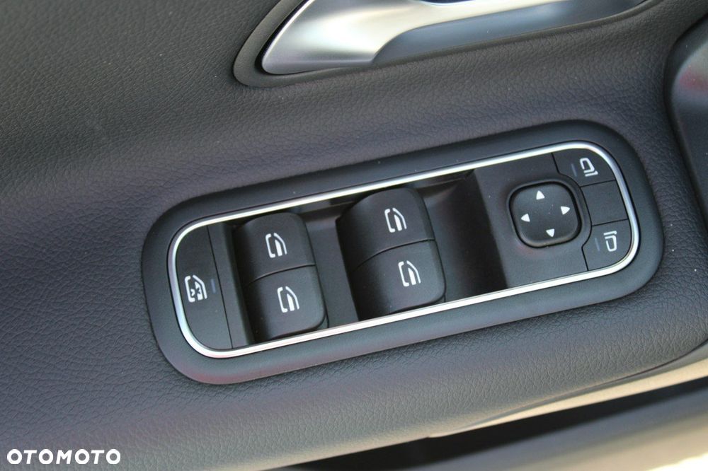 Mercedes-Benz CLA - 19