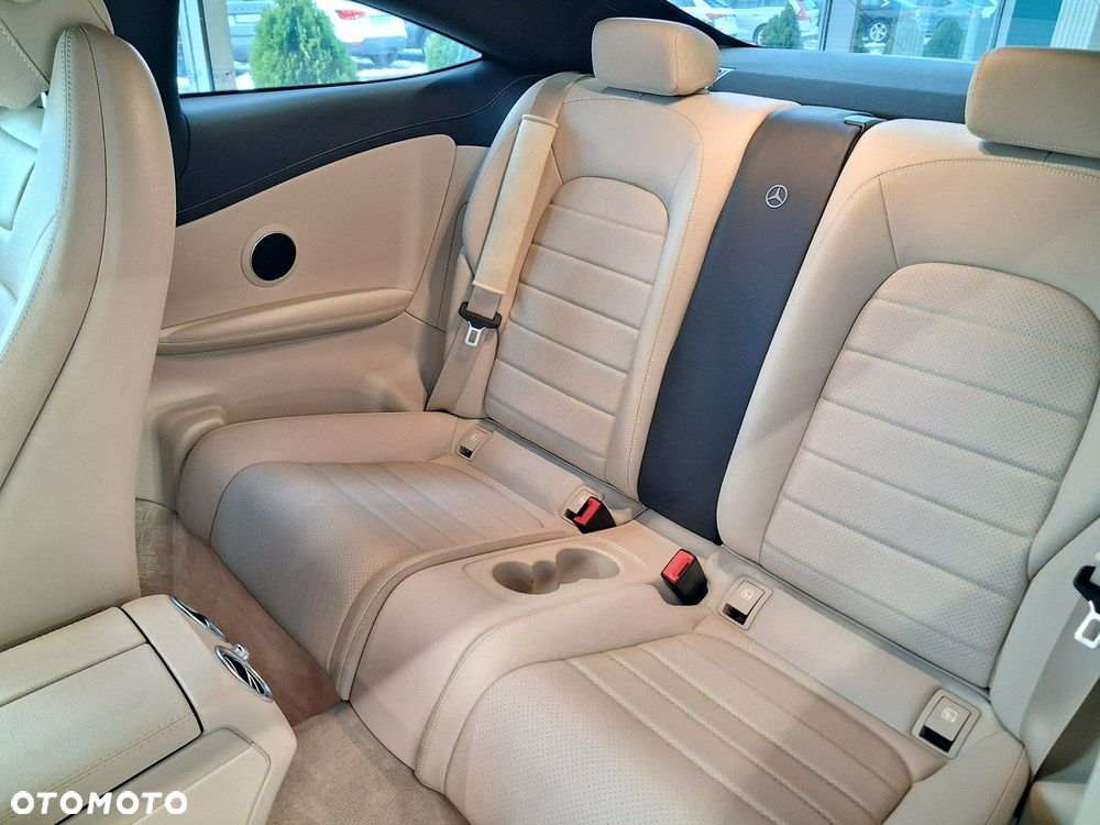 Mercedes-Benz Klasa C - 18