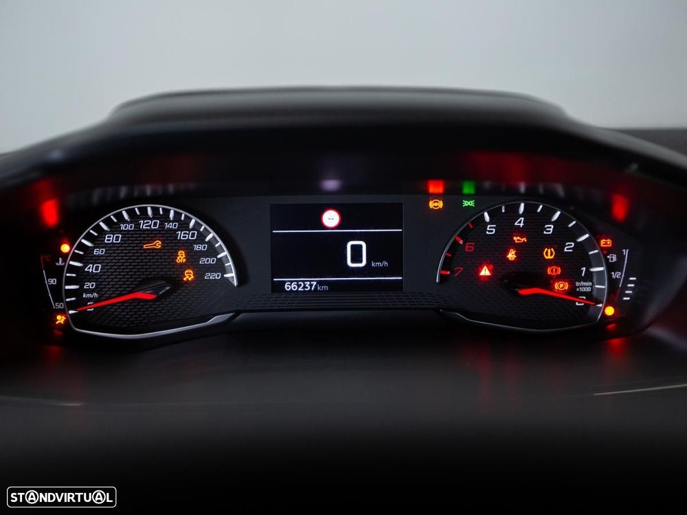 Peugeot 2008 1.2 PureTech Active - 13