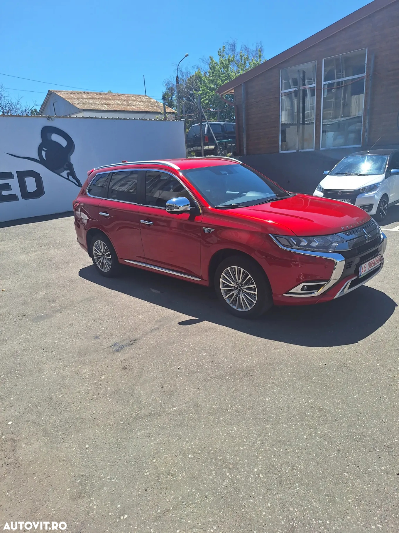 Mitsubishi Outlander 2.4 4WD Plug-In Hybrid Top - 5