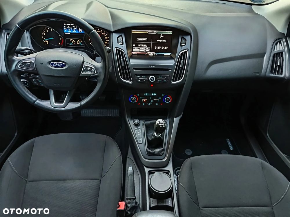 Ford Focus 1.0 EcoBoost STart-Stopp-System TITANIUM - 30