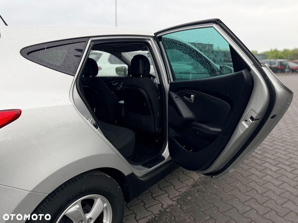 Hyundai ix35 2.0 2WD Automatik Trend - 23