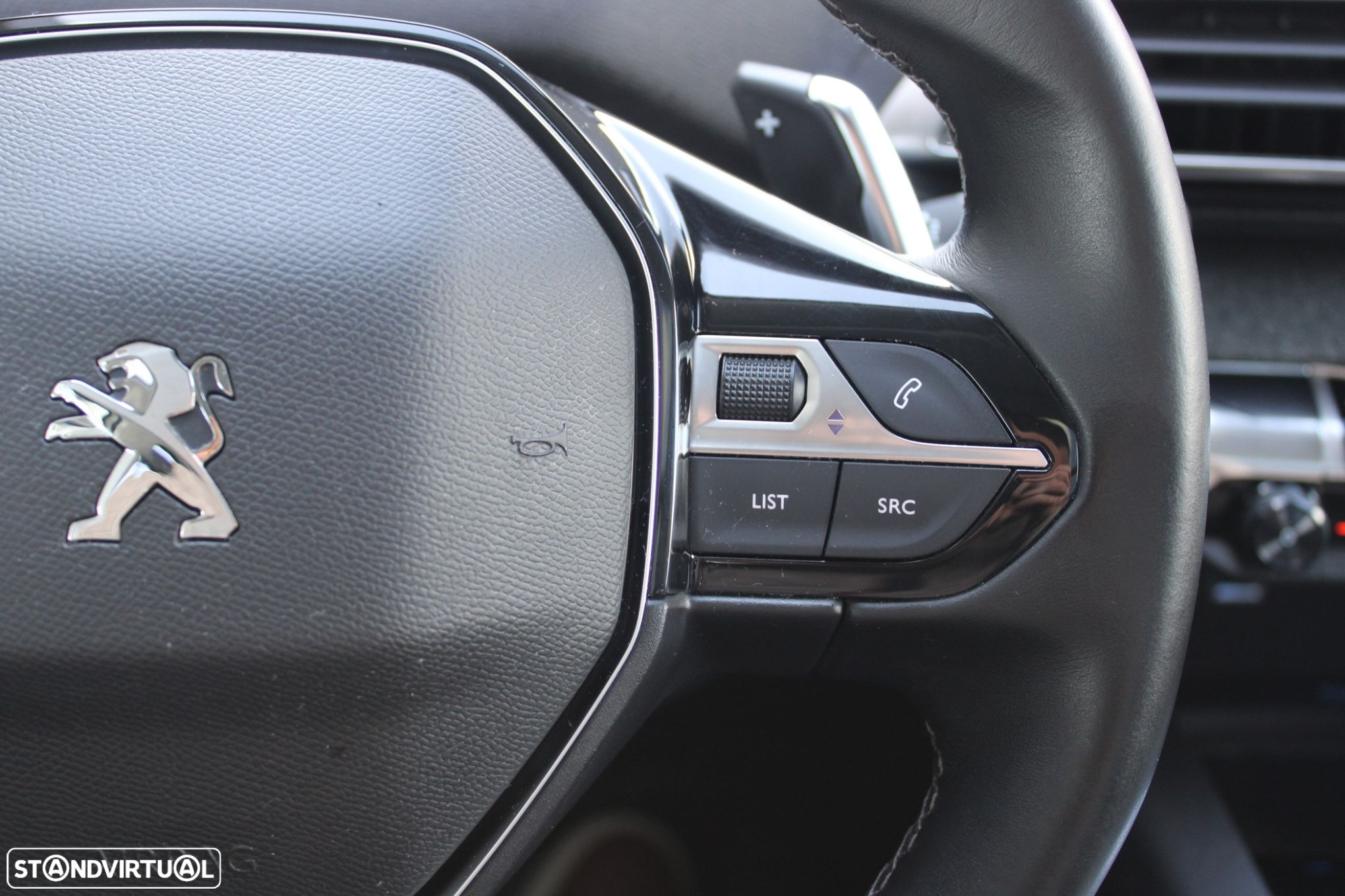 Peugeot 3008 1.2 PureTech Allure EAT8 - 13