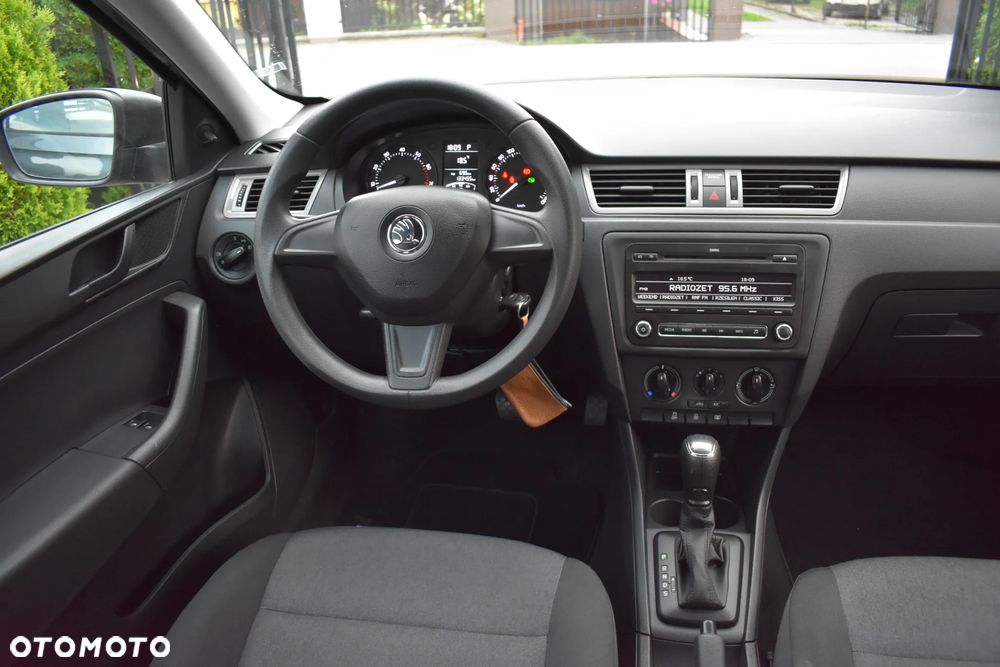 Skoda RAPID 1.4 TSI DSG Ambition - 23