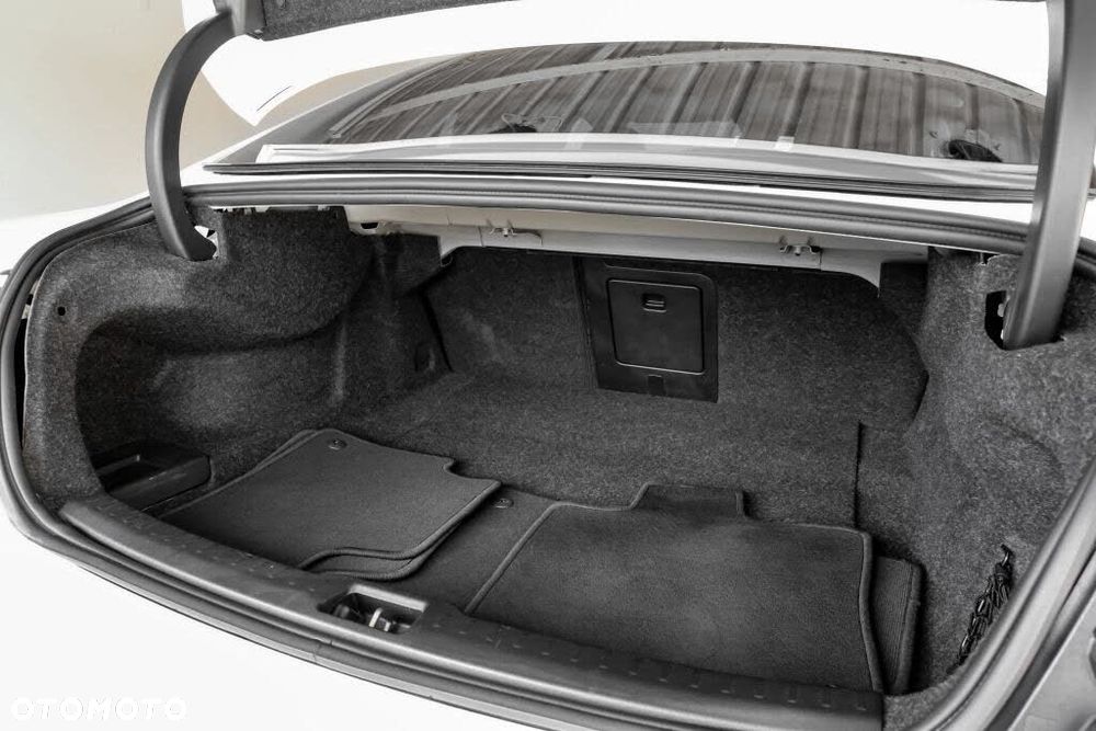 Volvo S60 T5 Geartronic RDesign - 39