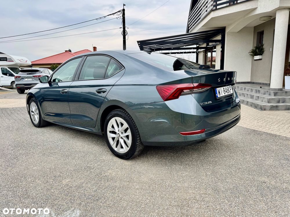 Skoda Octavia 2.0 TDI Ambition - 4