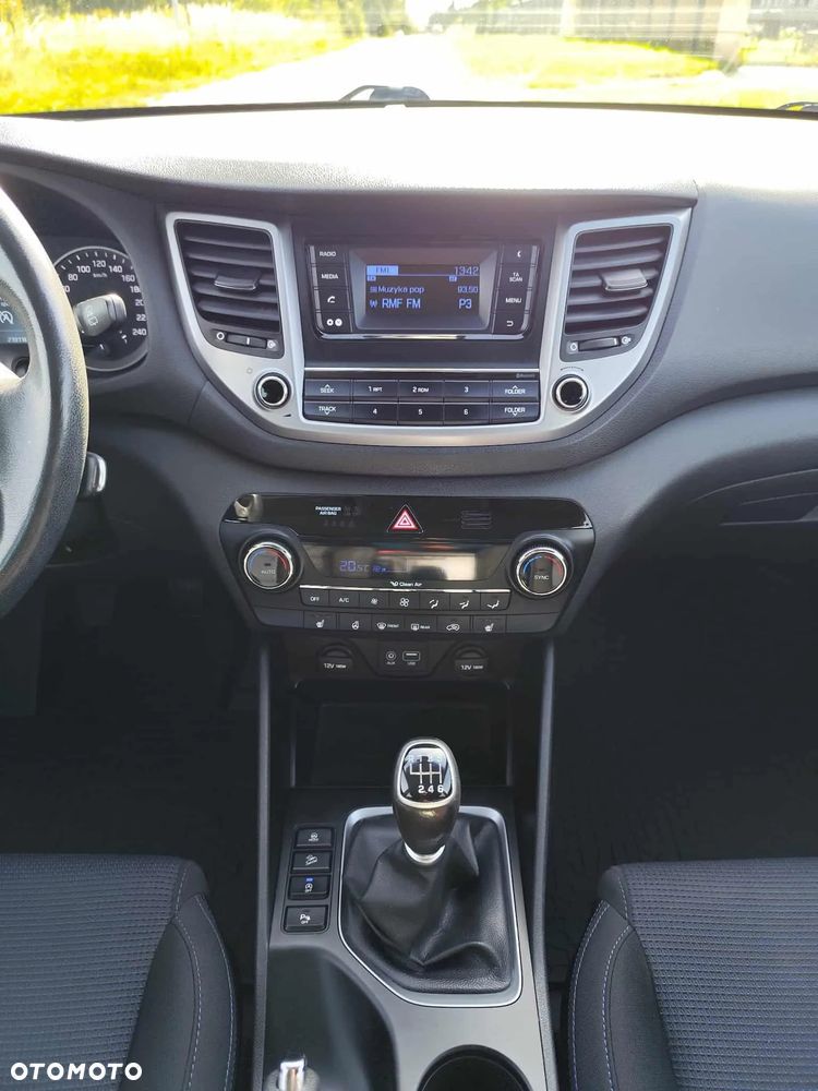 Hyundai Tucson 2.0 CRDI BlueDrive Comfort 2WD - 31