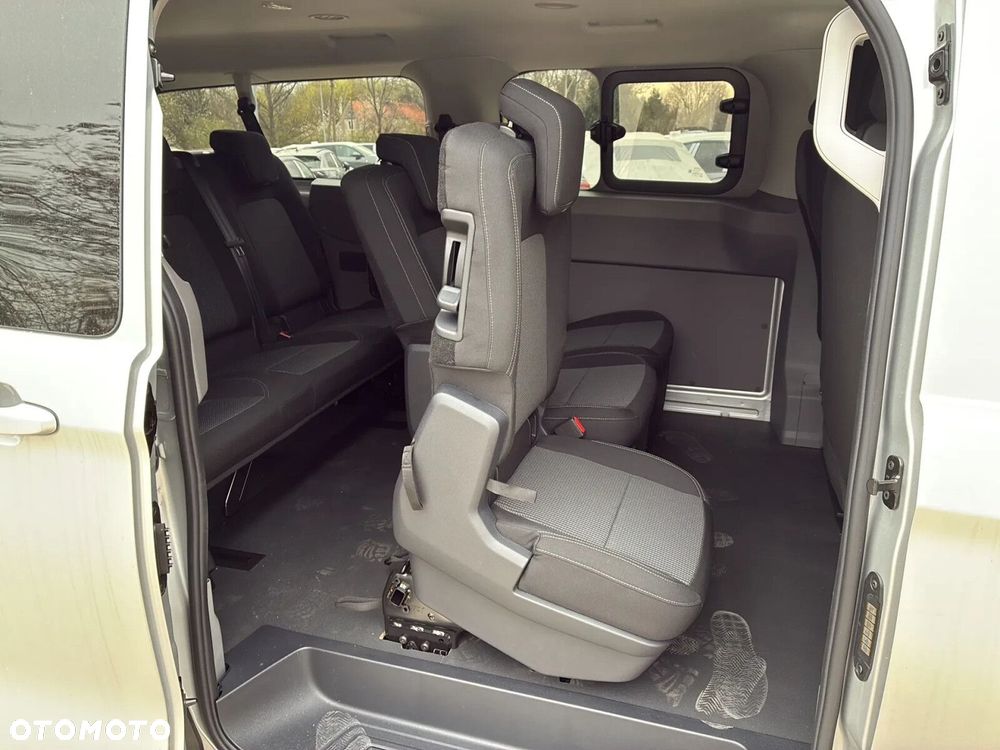 Volkswagen Transporter - 18