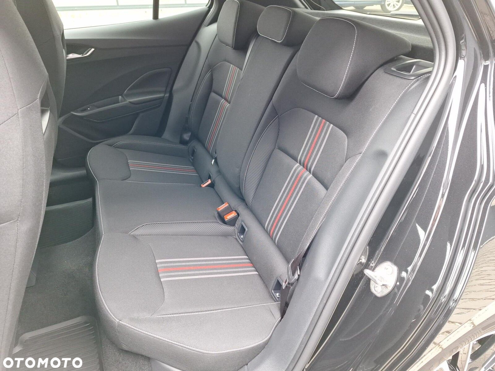 Skoda Fabia 1.0 TSI Monte Carlo DSG - 34
