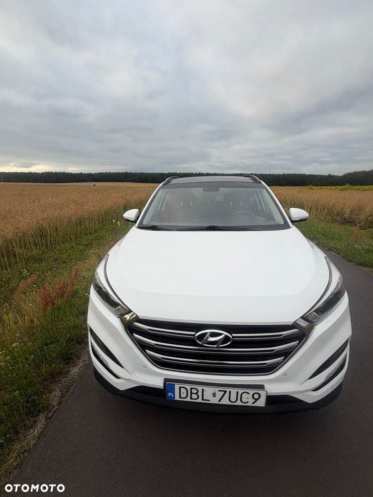 Hyundai Tucson 1.7 CRDI BlueDrive Style 2WD - 11