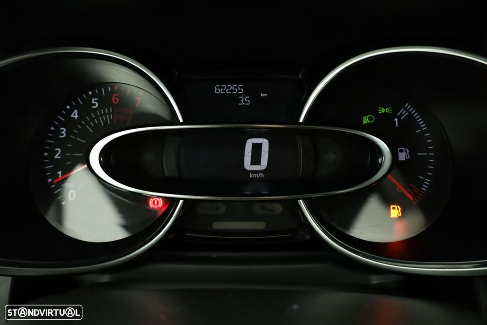 Renault Clio Sport Tourer 0.9 TCe GT Line - 16