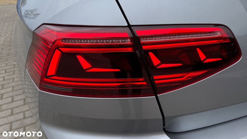 Volkswagen Passat 2.0 TDI (BlueMotion Technology) Trendline - 18