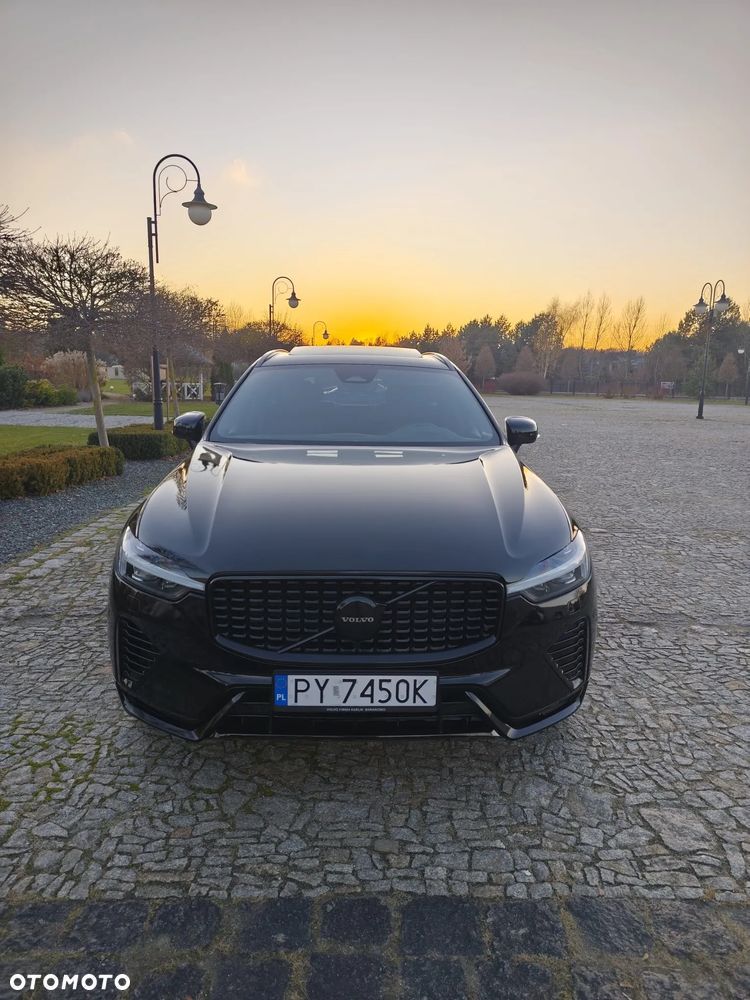 Volvo XC 60 T6 Plug-In Hybrid AWD Ultra Dark - 16