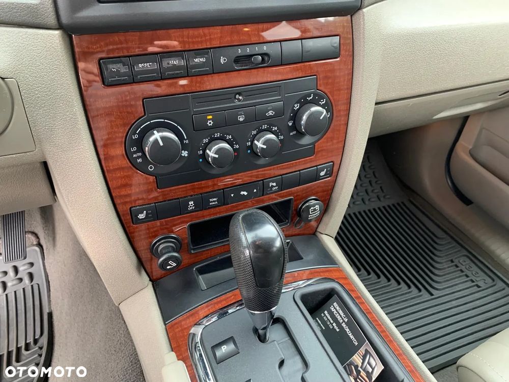 Jeep Grand Cherokee 5.7 V8 Limited - 13